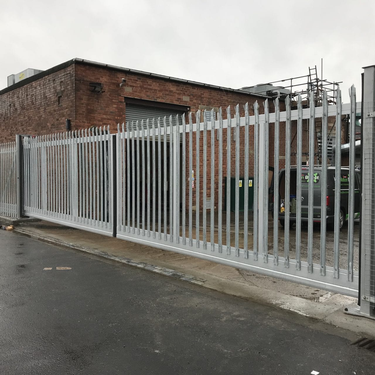 D5600 Cantilever Sliding Gate | Ultimation Direct